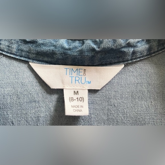 Time and Tru Chambray Shirt - Picture 5 of 6